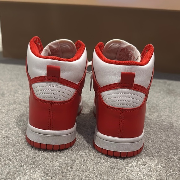 Nike Older Kids' High Dunks in Championship White and Red - Picture 7 of 12